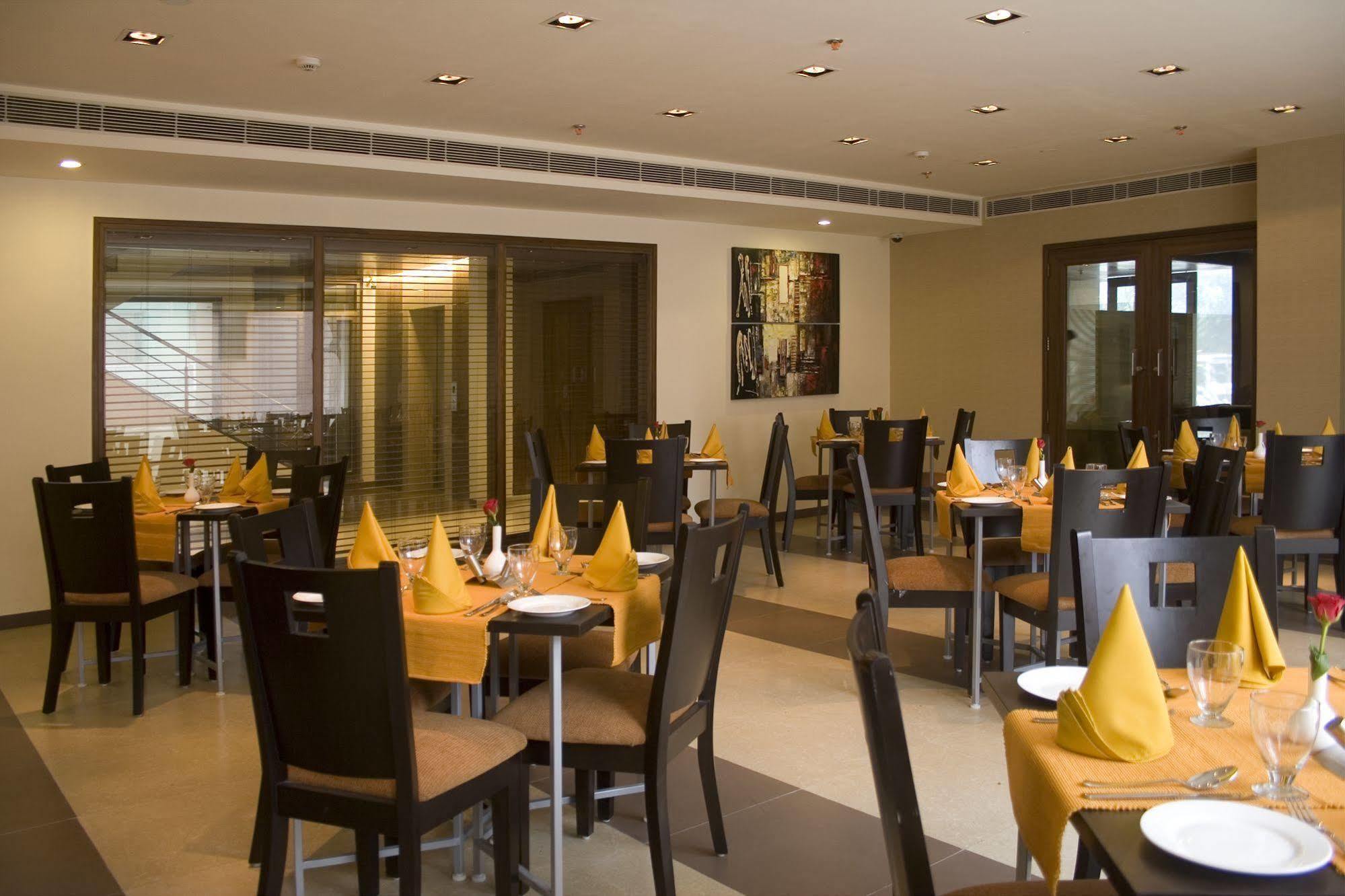 Shervani Nehru Place New Delhi Eksteriør bilde
