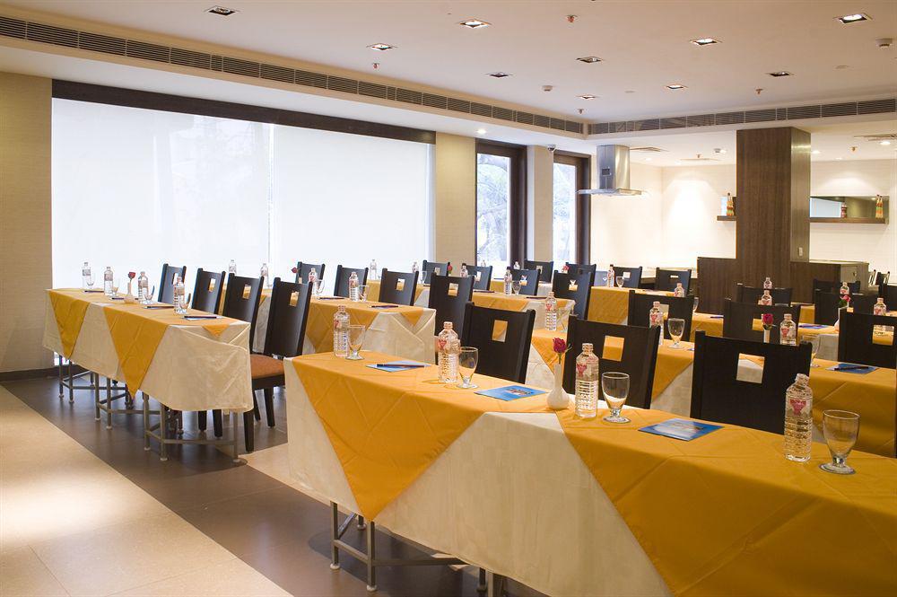 Shervani Nehru Place New Delhi Eksteriør bilde